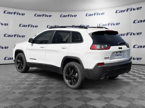 More photos of 2019 Jeep Cherokee Latitude Plus at CarFive Nashua, NH, NH