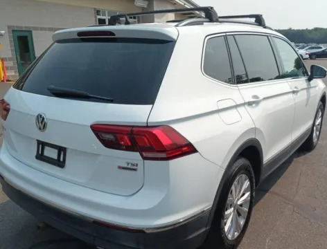 More photos of 2018 Volkswagen Tiguan 2.0T SE at CarFive Nashua, NH, NH