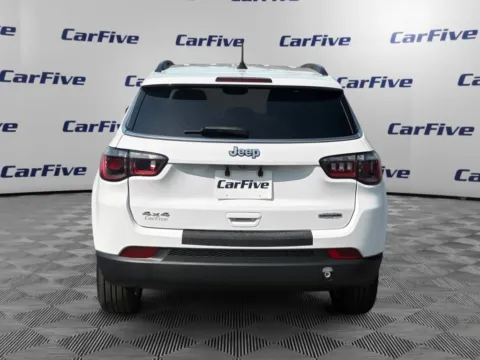 More photos of 2022 Jeep Compass Latitude Lux at CarFive Nashua, NH, NH