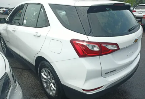 Photos of 2018 Chevrolet Equinox LS for sale in Nashua, NH at CarFive Nashua, NH