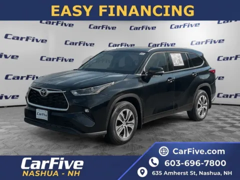Black 2021 Toyota Highlander XLE for sale in Nashua, NH