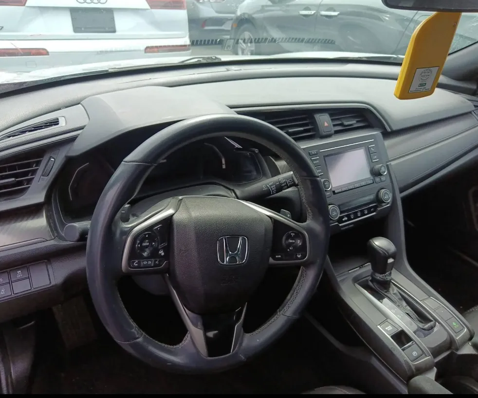 2019 Honda Civic Hatchback Sport - Photo 6