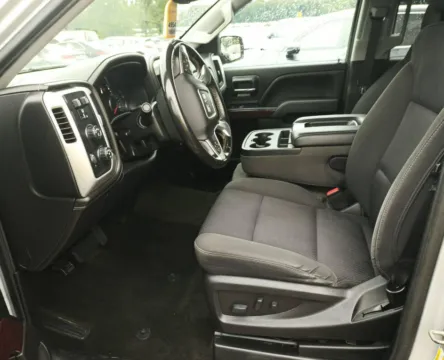 More photos of 2018 GMC Sierra 1500 SLE at CarFive Nashua, NH, NH