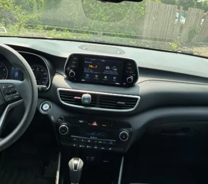 More photos of 2019 Hyundai Tucson SEL at CarFive Nashua, NH, NH