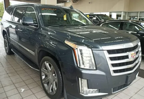 Photos of 2019 Cadillac Escalade ESV Luxury for sale in Nashua, NH at CarFive Nashua, NH