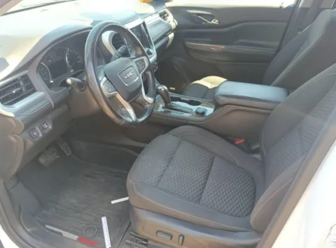 More photos of 2019 GMC Acadia SLE-2 at CarFive Nashua, NH, NH