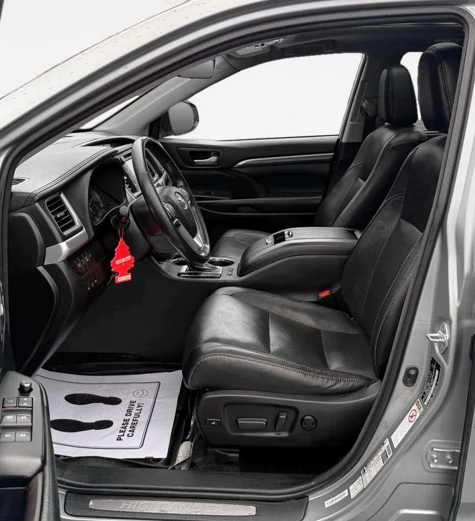 2018 Toyota Highlander Limited Platinum - Photo 12