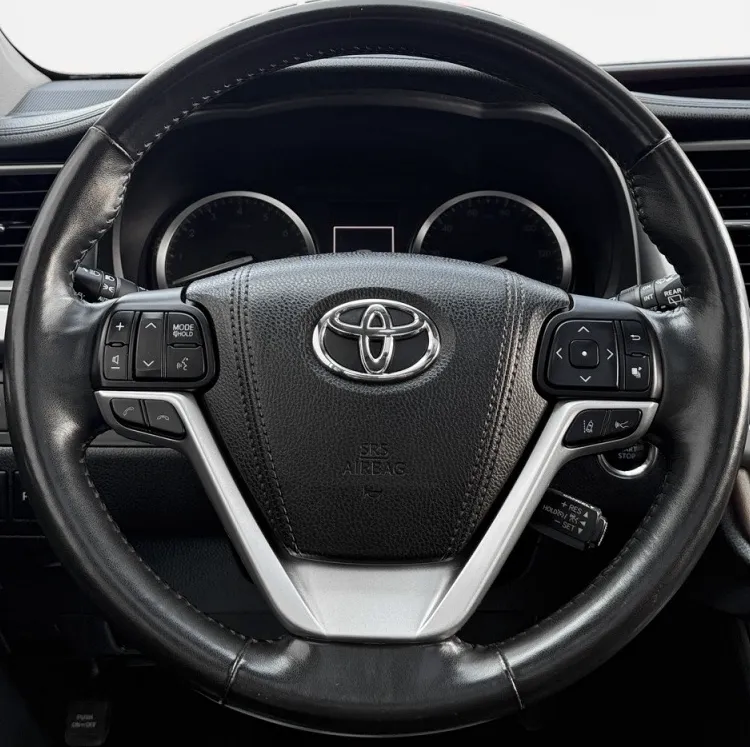 2018 Toyota Highlander Limited Platinum - Photo 18