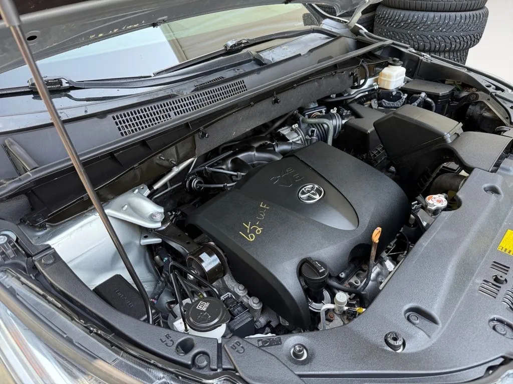 2018 Toyota Highlander Limited Platinum - Photo 26