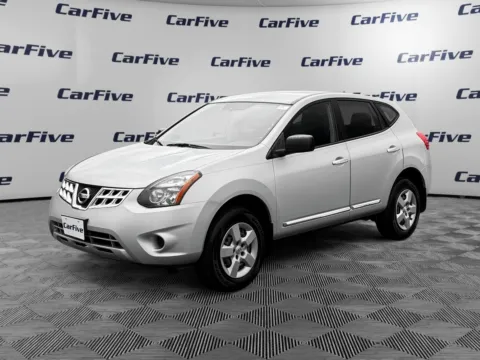 Silver 2014 Nissan Rogue Select S for sale in Nashua, NH