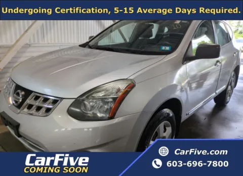 Silver 2014 Nissan Rogue Select S for sale in Nashua, NH