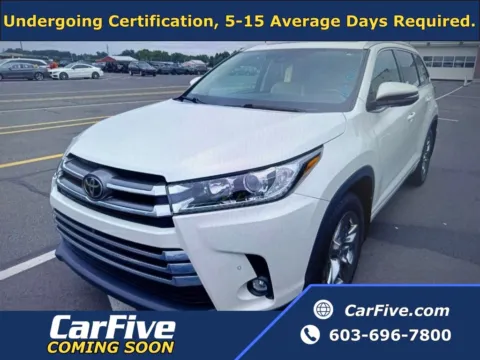 White 2019 Toyota Highlander Limited Platinum for sale in Nashua, NH