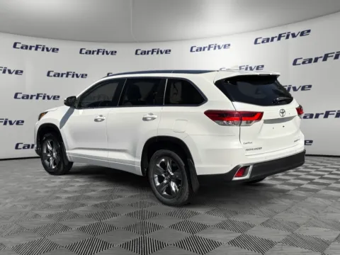 Another view of 2019 Toyota Highlander Limited Platinum for sale in Nashua, NH at CarFive Nashua, NH
