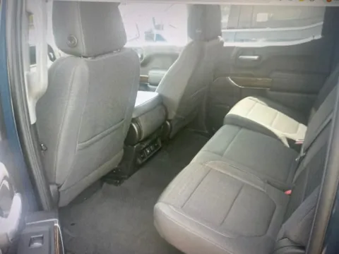 More photos of 2021 GMC Sierra 1500 SLE at CarFive Nashua, NH, NH