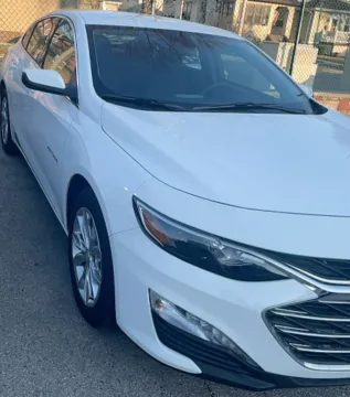 Photos of 2023 Chevrolet Malibu LT for sale in Nashua, NH at CarFive Nashua, NH