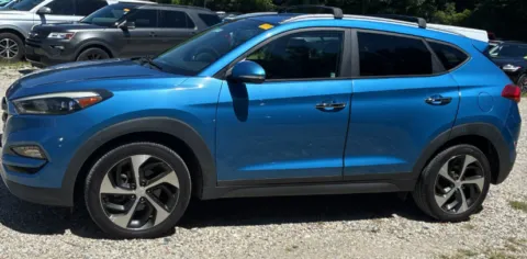 Photos of 2016 Hyundai Tucson Limited for sale in Nashua, NH at CarFive Nashua, NH