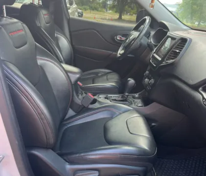 Another view of 2019 Jeep Cherokee Trailhawk for sale in Nashua, NH at CarFive Nashua, NH