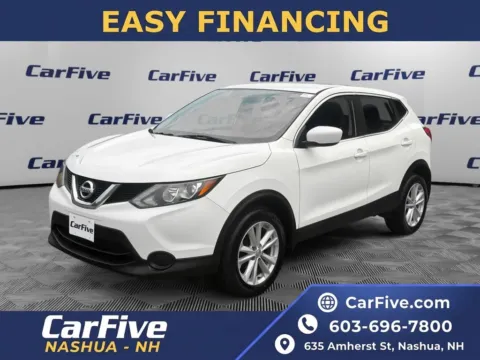 White 2017 Nissan Rogue Sport S for sale in Nashua, NH