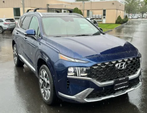 More photos of 2023 Hyundai Santa Fe Calligraphy at CarFive Nashua, NH, NH