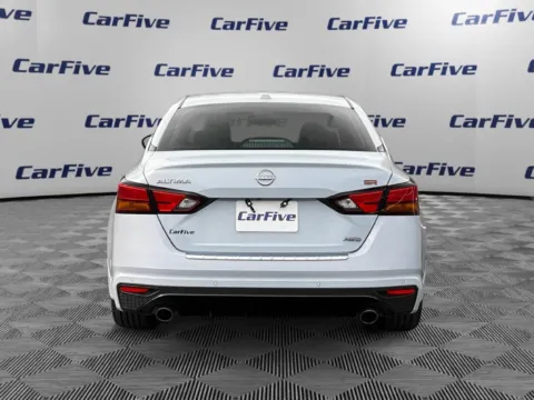 More photos of 2023 Nissan Altima 2.5 SR at CarFive Nashua, NH, NH