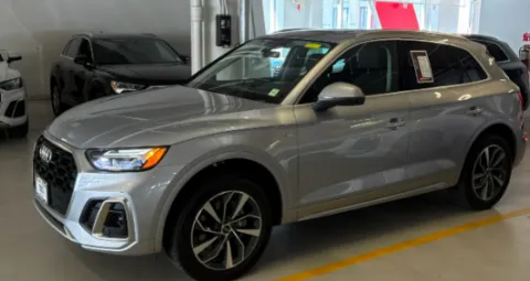 Photos of 2022 Audi Q5 45 S line Premium for sale in Nashua, NH at CarFive Nashua, NH