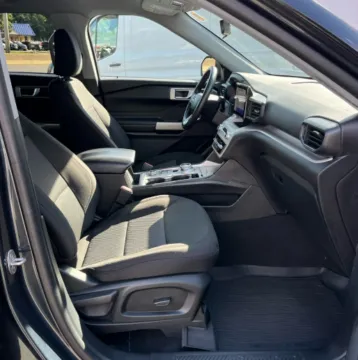 More photos of 2023 Ford Explorer XLT at CarFive Nashua, NH, NH