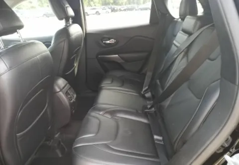 More photos of 2019 Jeep Cherokee Limited at CarFive Nashua, NH, NH