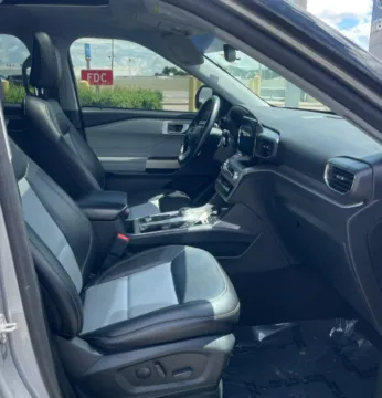 More photos of 2023 Ford Explorer XLT at CarFive Nashua, NH, NH