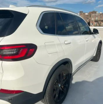 More photos of 2023 BMW X5 xDrive40i at CarFive Nashua, NH, NH