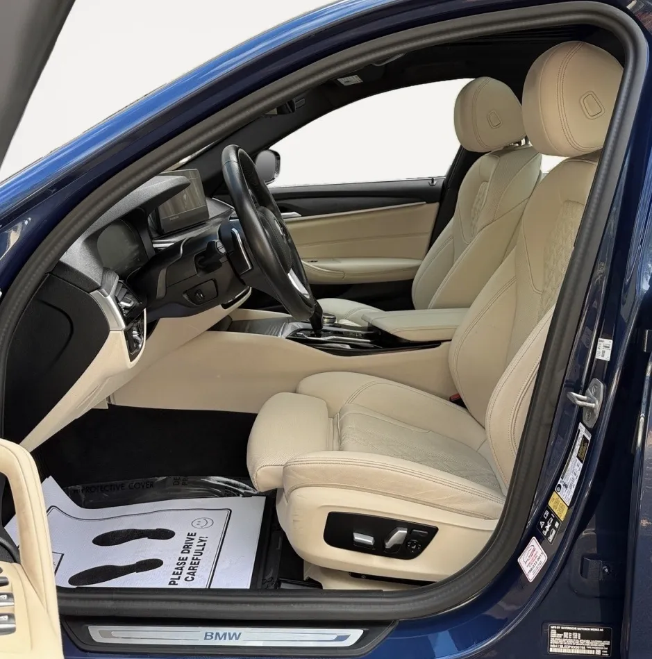 2023 BMW 5 Series 530i - Photo 12