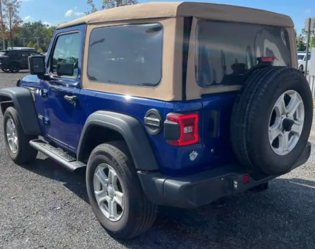 More photos of 2020 Jeep Wrangler Sport S at CarFive Nashua, NH, NH