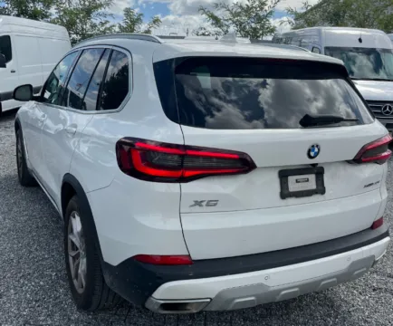 More photos of 2023 BMW X5 xDrive40i at CarFive Nashua, NH, NH