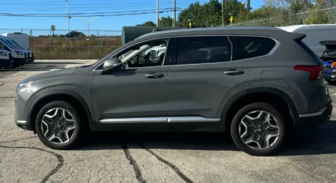 More photos of 2023 Hyundai Santa Fe Hybrid SEL Premium at CarFive Nashua, NH, NH