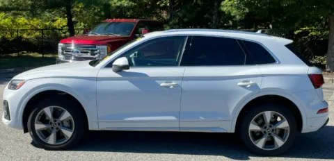 More photos of 2023 Audi Q5 40 Premium at CarFive Nashua, NH, NH
