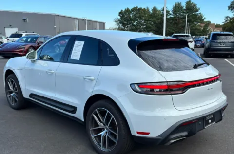 More photos of 2022 Porsche Macan at CarFive Nashua, NH, NH