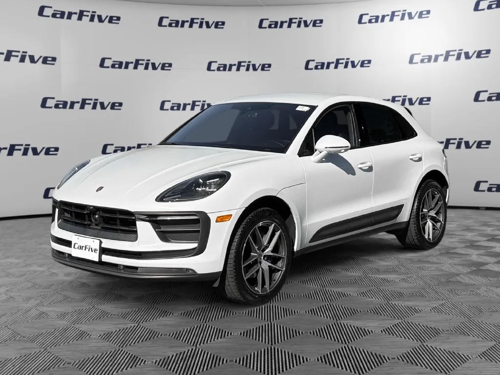 2022 Porsche Macan