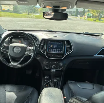 More photos of 2021 Jeep Cherokee Limited at CarFive Nashua, NH, NH