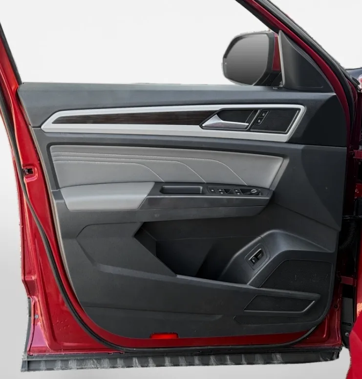2023 Volkswagen Atlas SE w/Tech - Photo 14