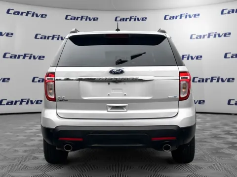 More photos of 2014 Ford Explorer XLT at CarFive Nashua, NH, NH