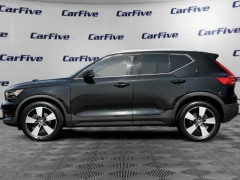 Photos of 2019 Volvo XC40 Momentum for sale in Nashua, NH at CarFive Nashua, NH