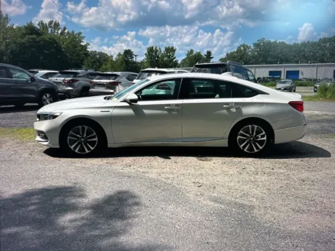 Photos of 2019 Honda Accord Hybrid Touring for sale in Nashua, NH at CarFive Nashua, NH