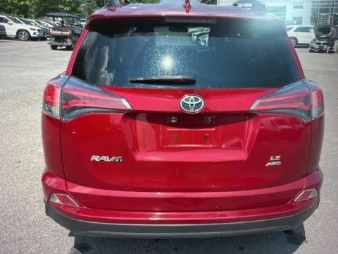 More photos of 2018 Toyota RAV4 LE at CarFive Nashua, NH, NH