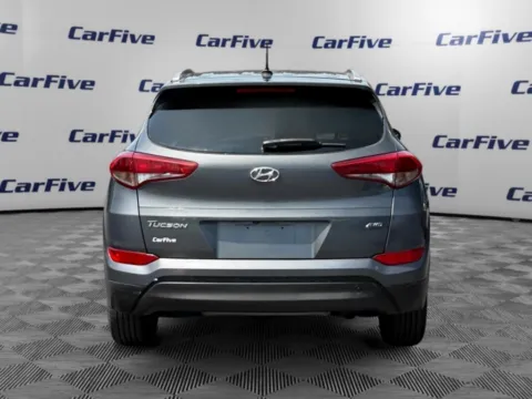 More photos of 2016 Hyundai Tucson SE at CarFive Nashua, NH, NH