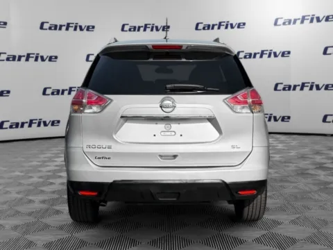 More photos of 2015 Nissan Rogue SL at CarFive Nashua, NH, NH