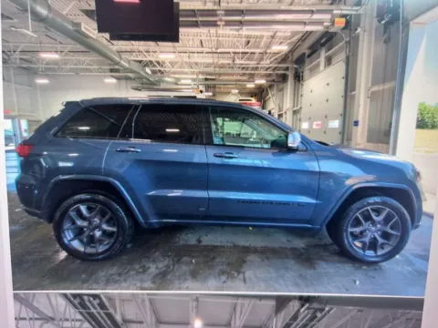 More photos of 2021 Jeep Grand Cherokee 80th Anniversary Edition at CarFive Nashua, NH, NH