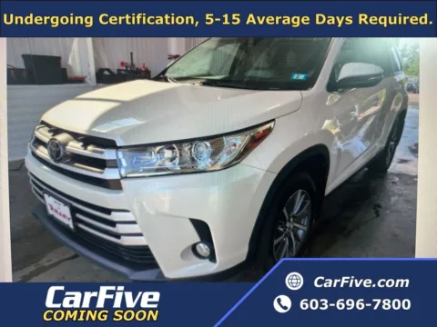 White 2019 Toyota Highlander XLE for sale in Nashua, NH