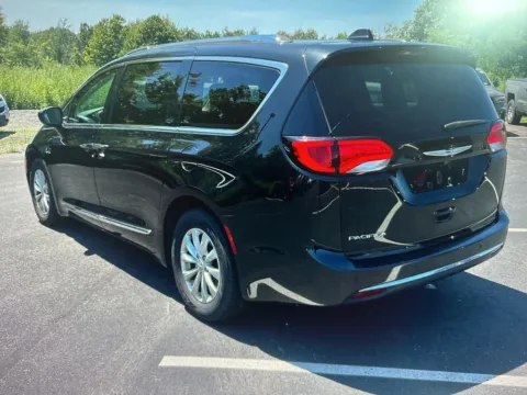 Another view of 2018 Chrysler Pacifica Touring L for sale in Nashua, NH at CarFive Nashua, NH