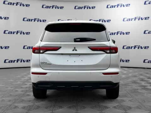More photos of 2022 Mitsubishi Outlander ES at CarFive Nashua, NH, NH