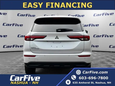 More photos of 2022 Mitsubishi Outlander ES at CarFive Nashua, NH, NH