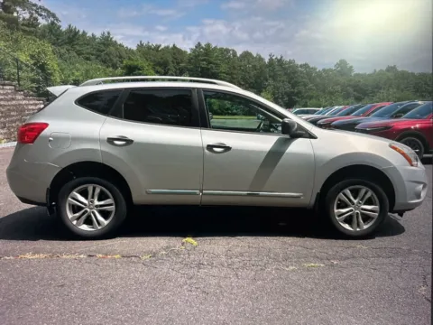 More photos of 2015 Nissan Rogue Select S at CarFive Nashua, NH, NH
